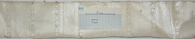 helkmanharmaa kohokuivotapetti