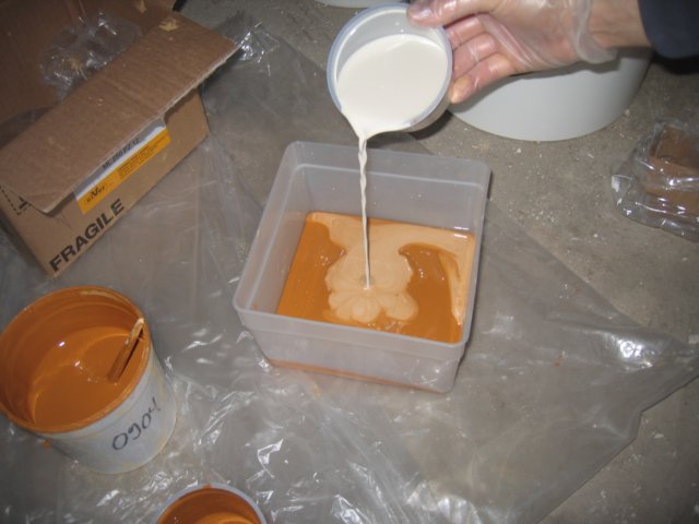 Molemmat s&auml;vyt sekoitetaan